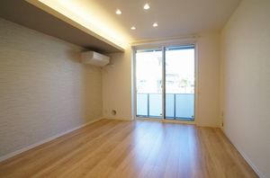 Ｊ．Ｄ．Ｌｕｍｉｎｅａｒｔｈ 102号-3