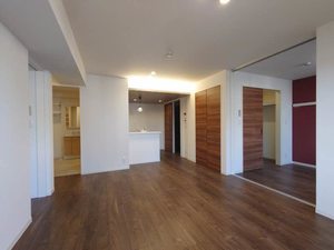 ラ　グリシーヌⅡ 302号-2