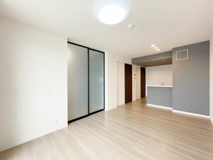 シャーメゾン新富町 305号-2