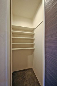 ラ　プラス　リュミエール 203号-11