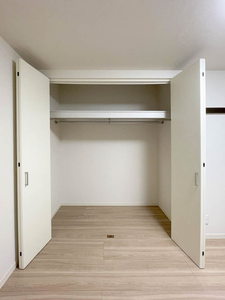 ドメイン２４ 302号-8