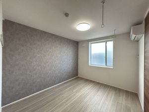 スイート　ライラック 301号-7