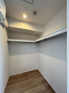 スイート　ライラック 302号-8