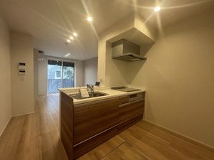 シャーメゾン流山 103号-3