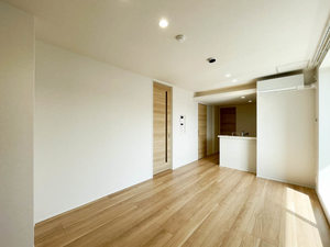 ラ　グリシーヌⅢ 201号-3