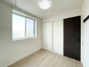 ラ　グリシーヌⅢ 203号-5