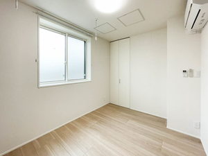 ラ　グリシーヌⅢ 303号-5