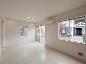 Ｍｉ－ＺＯＮＥ　Ｄ 102号-2