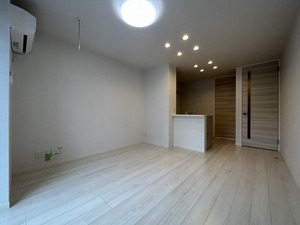 シャーメゾン　カーネＨ 103号-3