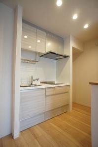 ソレイユ三の丸 301号-4