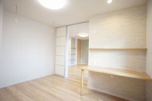 ソレイユ三の丸 301号-5