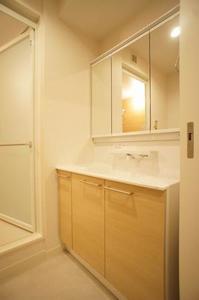 ソレイユ三の丸 301号-7