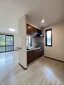 グランシャリオ F 201号-4