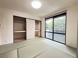 グランシャリオ F 201号-6