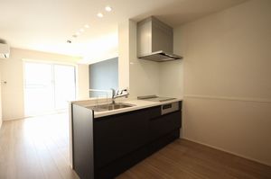 ファヴォーレ 303号-7