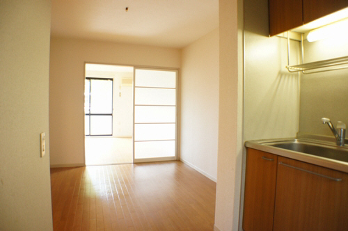 アーバンハイツ２番館 105号-4