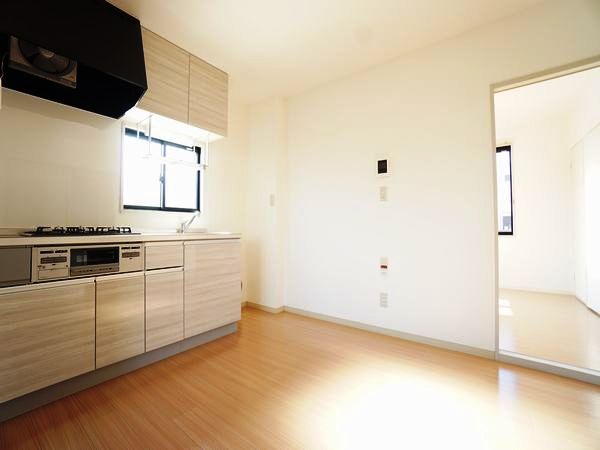 バ－ンホム長谷川Ｃ 101号-6