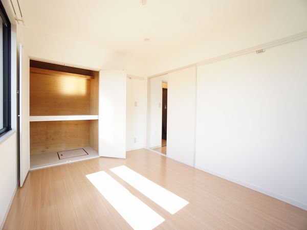 バ－ンホム長谷川Ｃ 101号-8