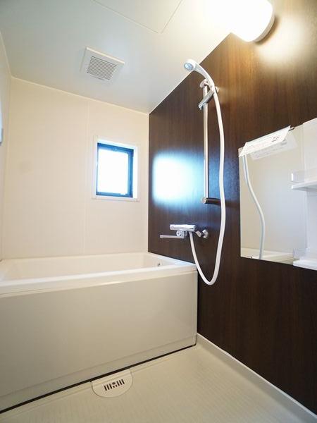 バ－ンホム長谷川Ｃ 101号-10