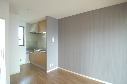 メゾンドクレ－ル 103号-2