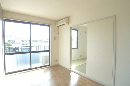 メゾンドクレ－ル 103号-4