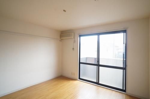 サンリヴェール 102号-2