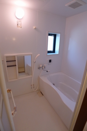 ヴィラ・アベリアＢ棟 102号-11