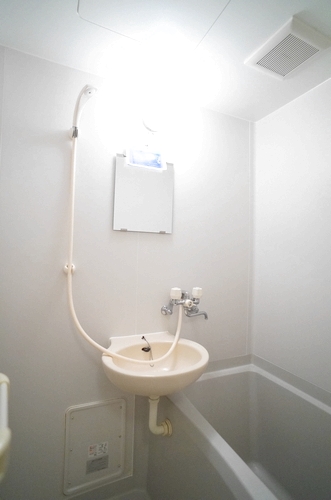 ヤマニヒルズA 106号-7