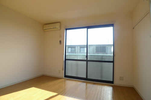 ヤマニヒルズＢ 205号-2