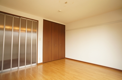 クレール東海神 202号-2