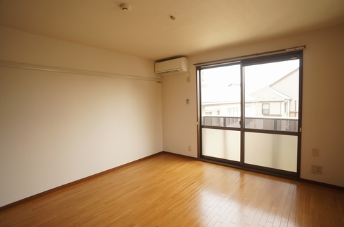 クレール東海神 202号-3