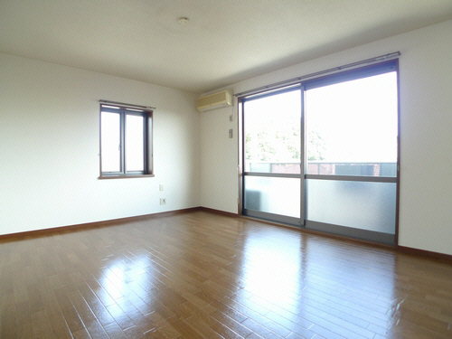 シャーメゾン弐番館 102号-5