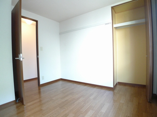 シャーメゾン弐番館 102号-8