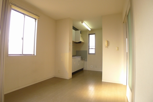 ＳＵＢＡＲＵⅠ号館 203号-4