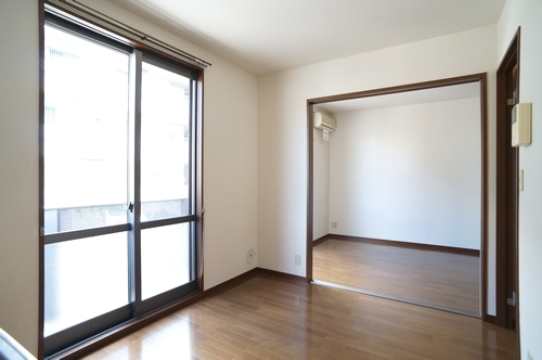 エスペランサⅡ番館 202号-2