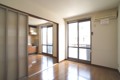 エスペランサⅡ番館 202号-4