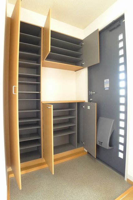 ヴァ・ルワールＡ 201号-9