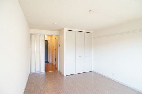 メイプルハウス 202号-3