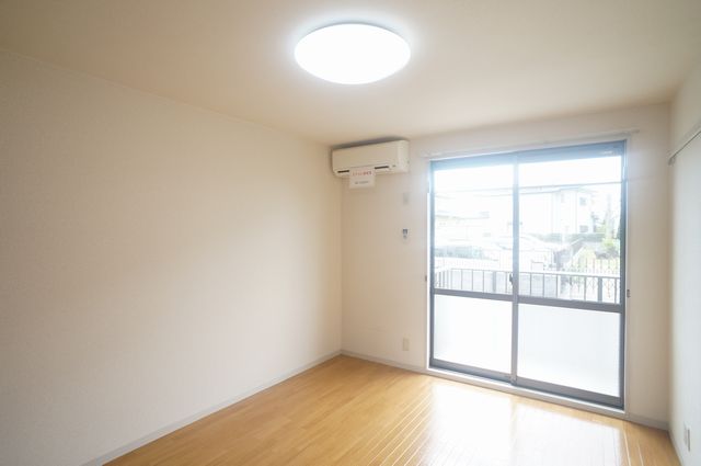 マ・メゾン 102号-2