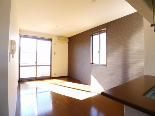 イーストヴィラNJ 202号-3