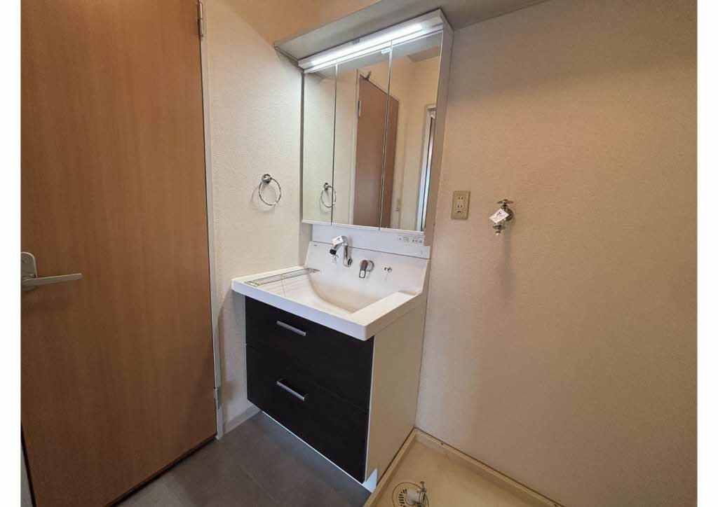 アイランド菅野Ｂ 101号-8