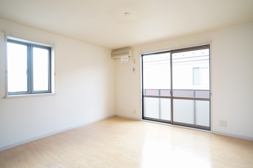 グランドソレーユ 201号-2