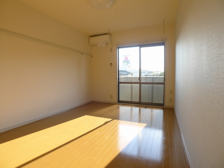 ユースフルハイツ 203号-2