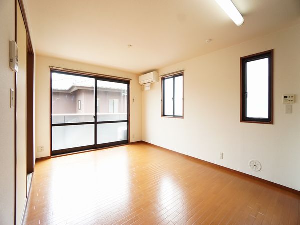 アーバンイーストＡ棟 202号-2