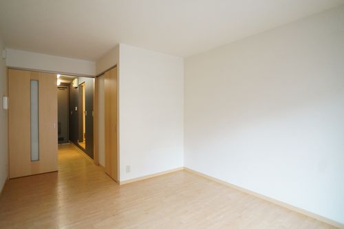 メゾンベール西船 202号-3