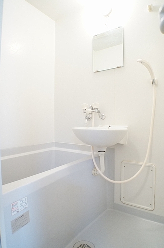 ヴィラ・マルセイ 201号-8