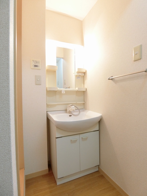 ドミールヒロセ 106号-8