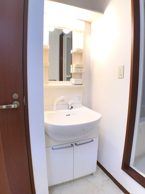 ブルーハピネス 203号-8