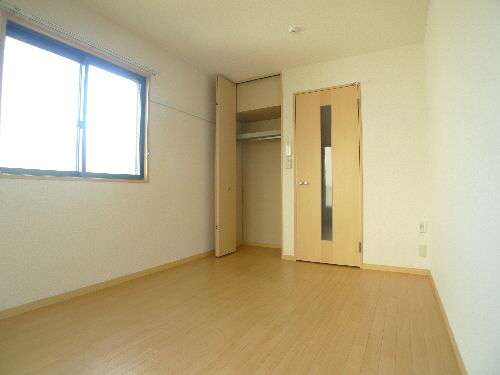 オアシス谷津 301号-3