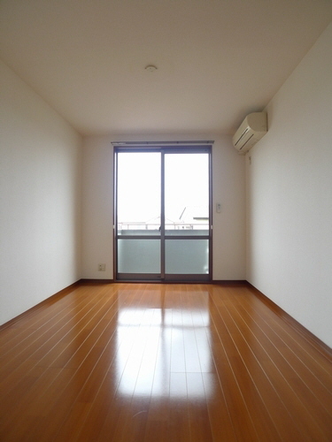 バリュージュ伍番館 202号-4